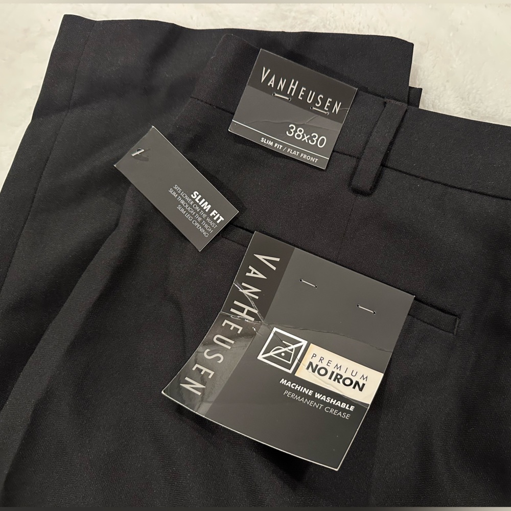 Van Heusen Men’s Dress Pants W38 30L Slim Fit Non Iron permanent crease black
